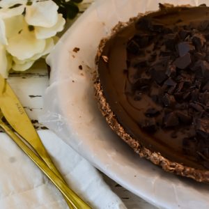 Pie de chocolate y aguacate
